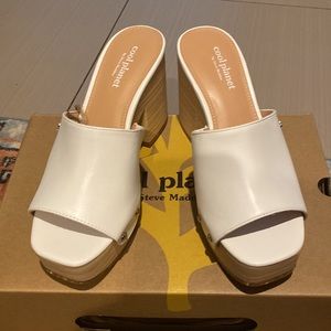 Cool Planet White Mules size 7.5 NIB Restore style #REST02J2